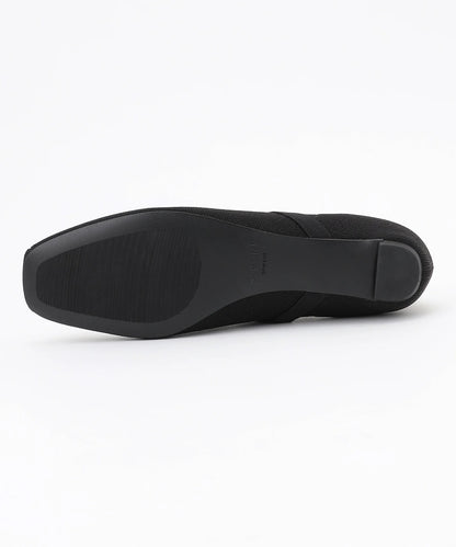 インヒール パンプス