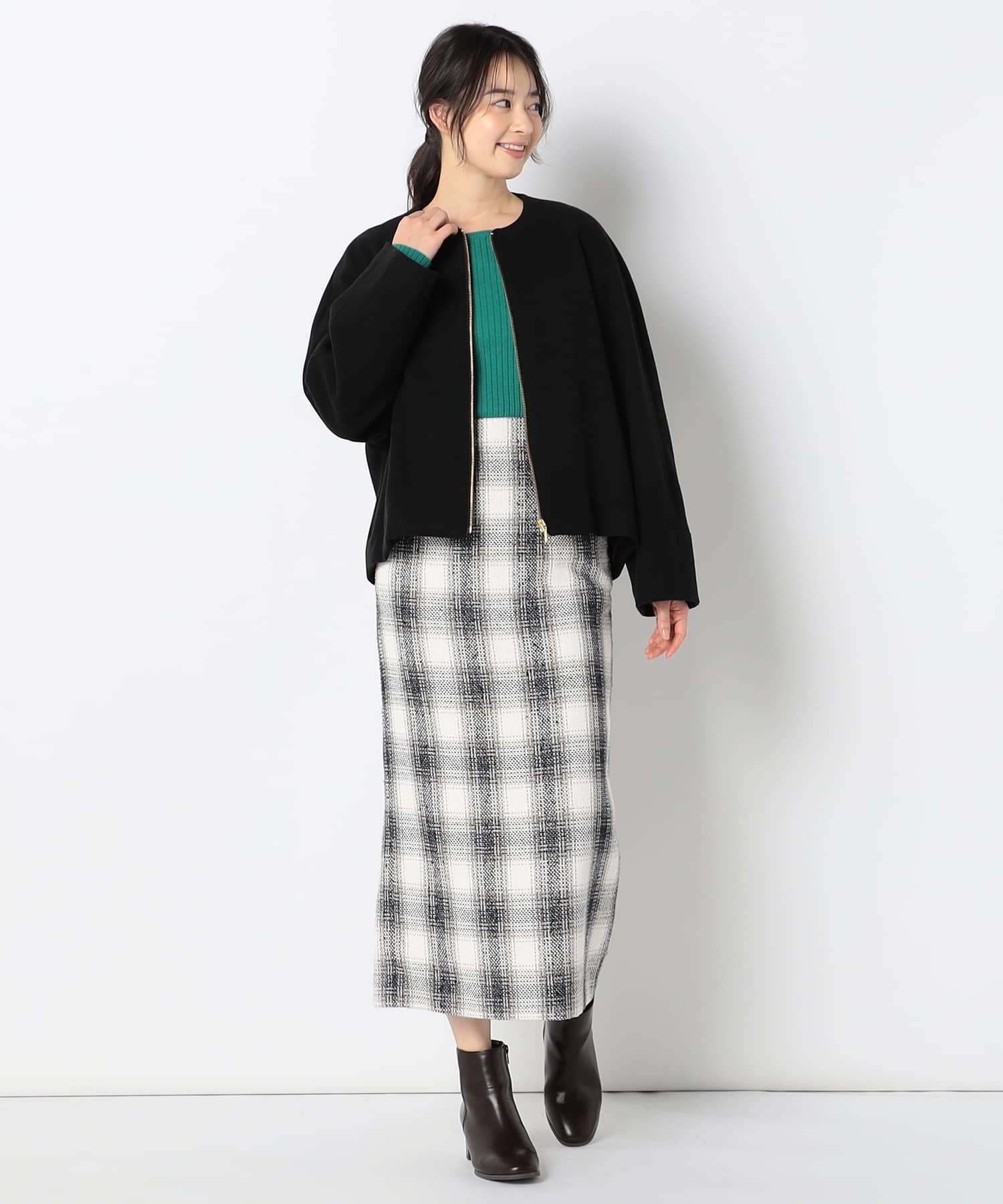 【特別価格20%OFF】シンプルジップジャケット