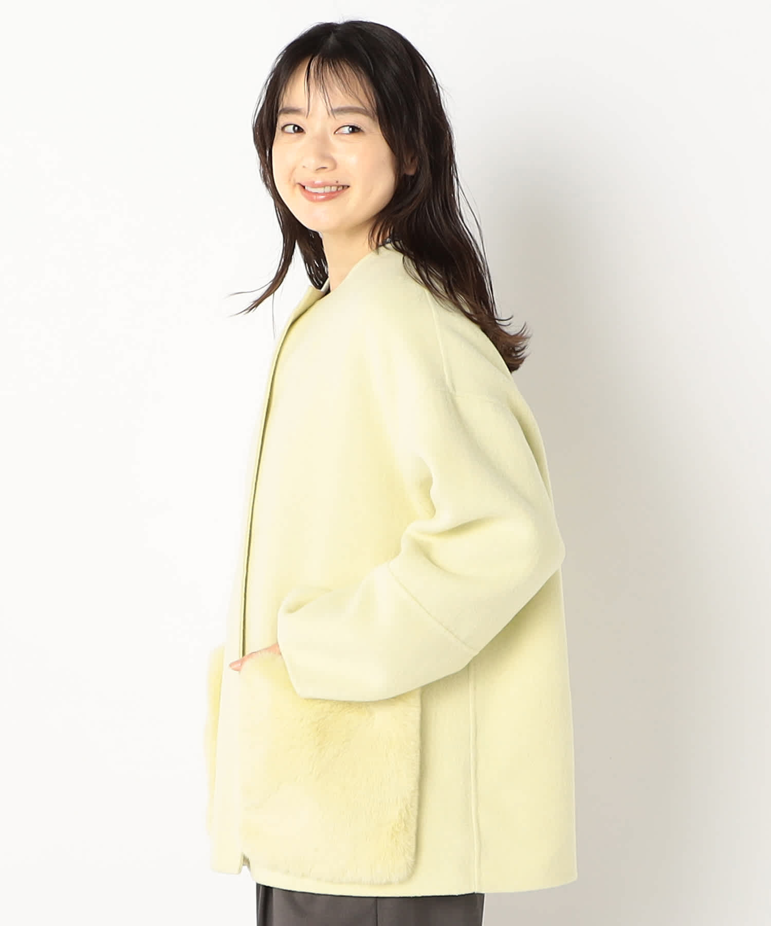 【特別価格20%OFF】ファーシンプルアウター