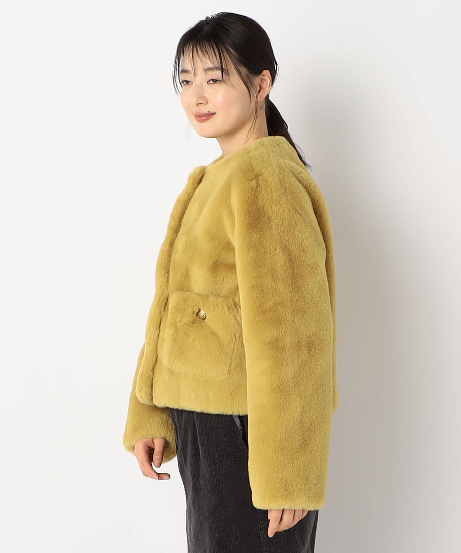 【特別価格20%OFF】ファー軽やかジャケット