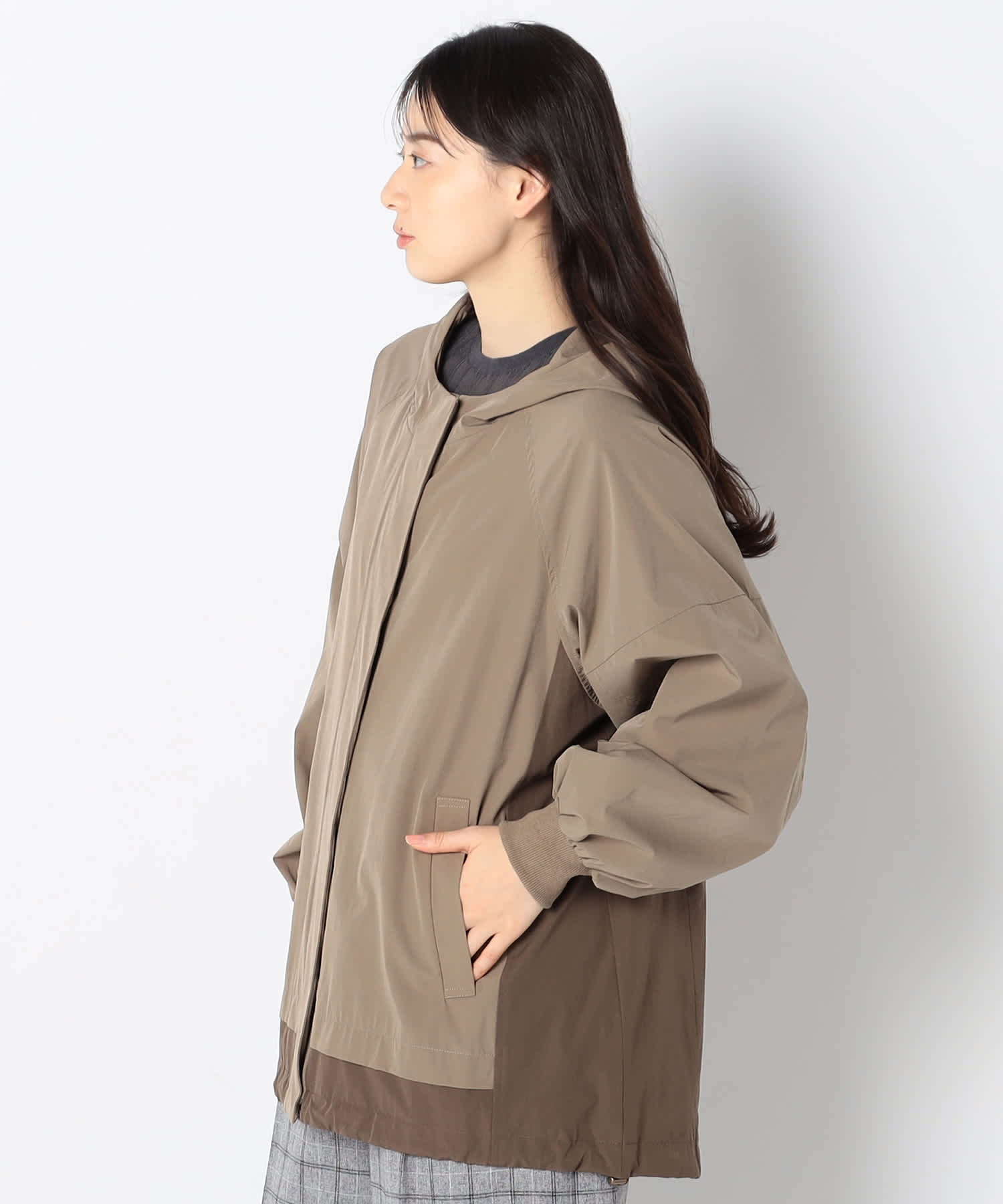 【特別価格20%OFF】シンプルフードアウター