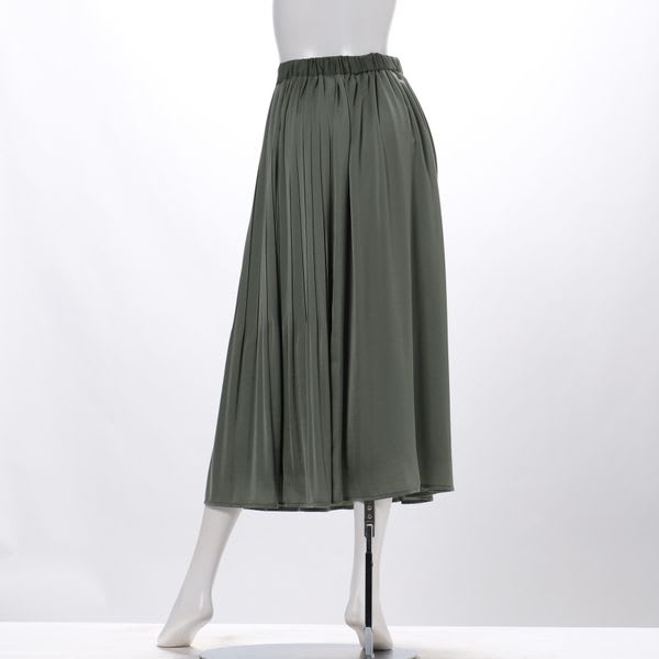 プリーツギャザー切り替えサテンスカート