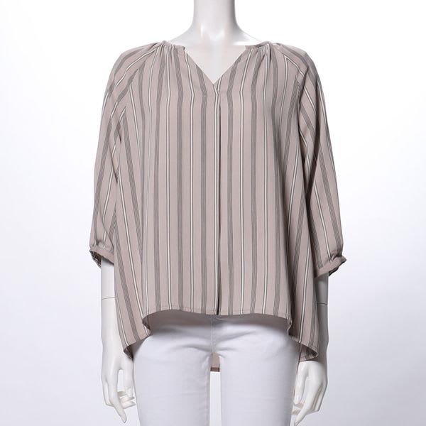 ストライプ柄スキッパーネックブラウス