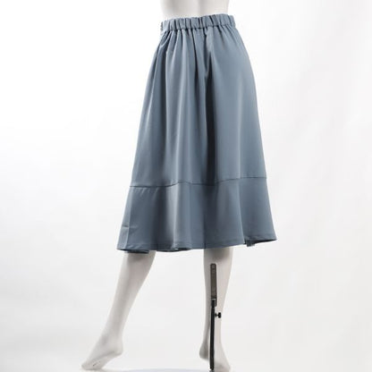 切り替えデザインフレアスカート