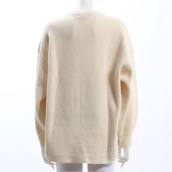 バックテールデザインクルーネックニット