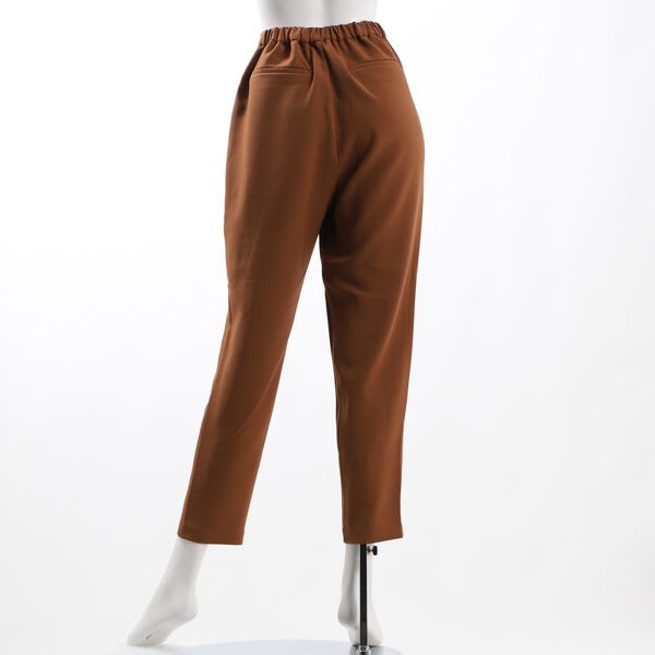 バックゴムタックテーパードパンツ