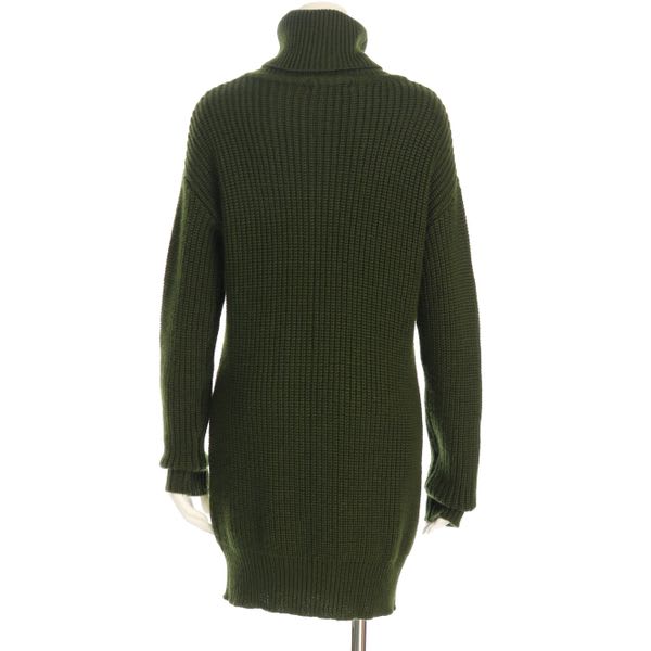 長め丈タートルネックニット