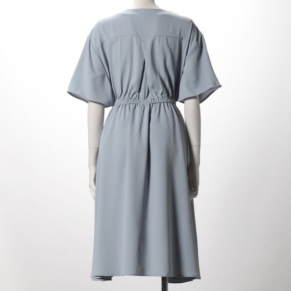 くるみボタンリボンベルト付きワンピース