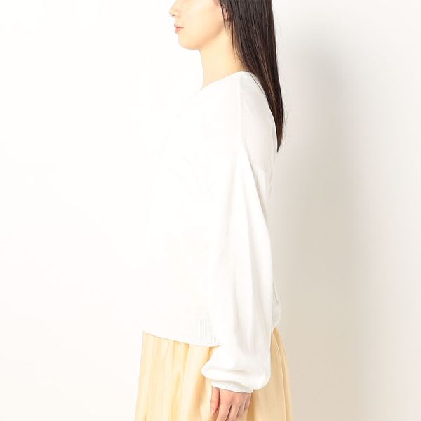 シームデザインクルーネックニット