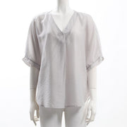 光沢シアーブラウス