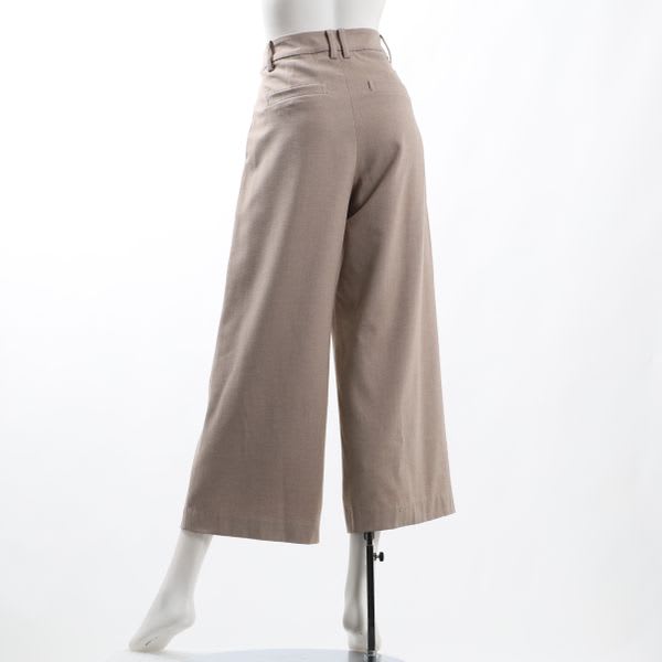ヘリンボーンタック入りワイドパンツ