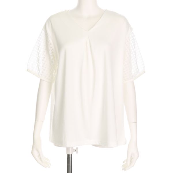 袖透けVネックカットソー