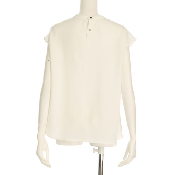 フロントフリルブラウス