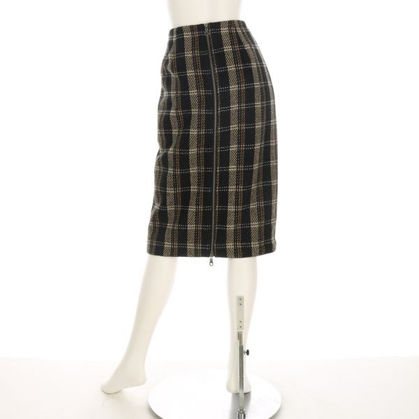 バックジップチェック柄タイトスカート