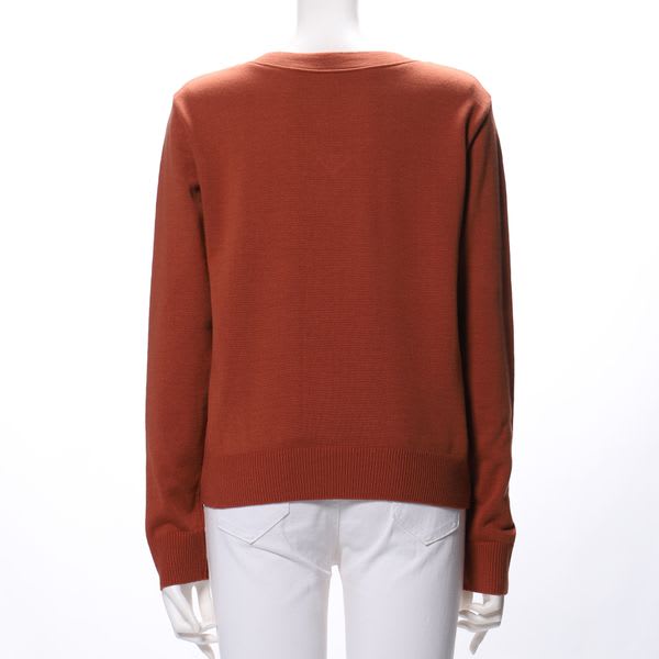 シンプルデザインVネックニット