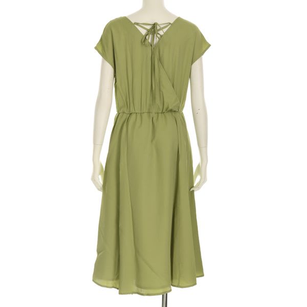 バックスタイルワンピース