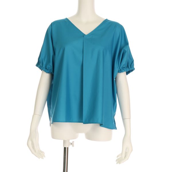 ギャザースリーブVネックブラウス