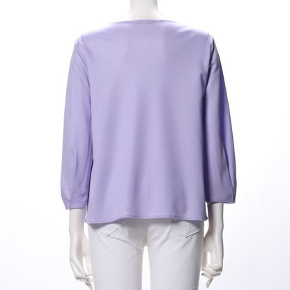 タックデザインVネックカットソー