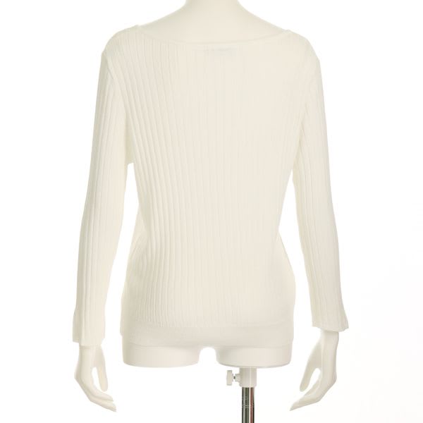 Vネックリブニット