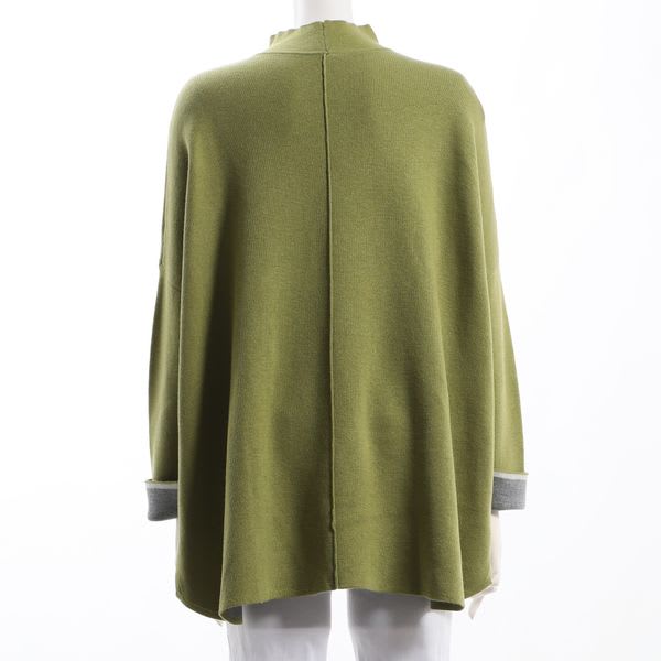 リバーシブルポンチョ風プルオーバー