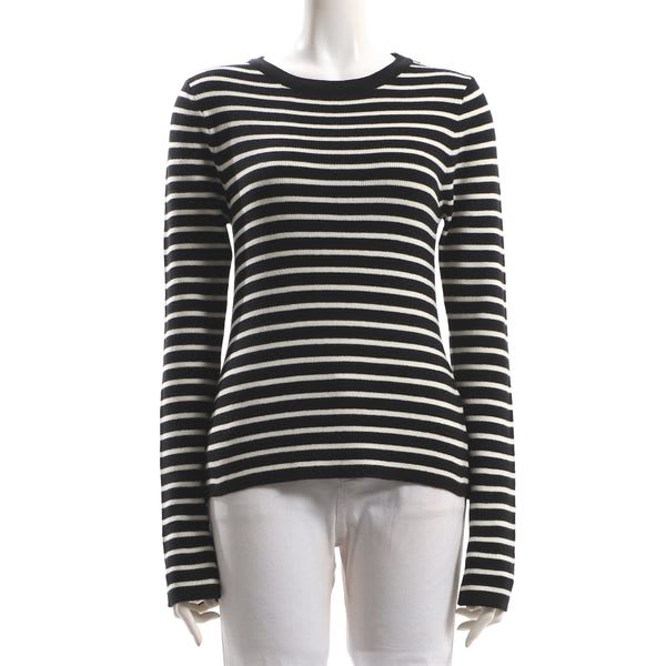 ボーダー柄クルーネックニット