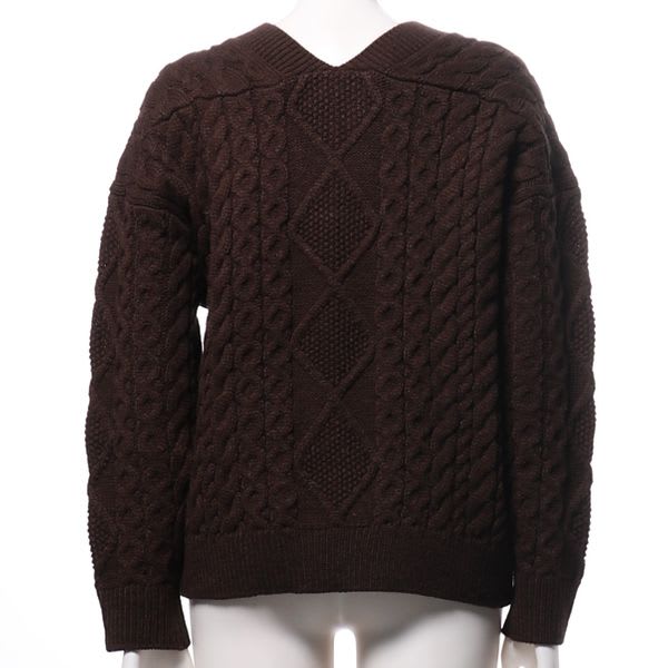 オープンフロントネックケーブル編みニット