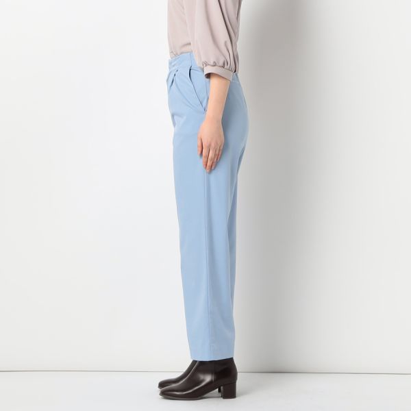 シンプルシルエットワイドパンツ
