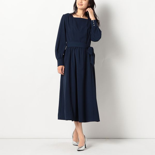 ウエストリボンパールデザインスクエアネック長袖ワンピース