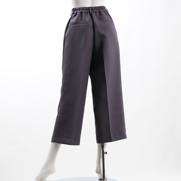 タックワイドパンツ