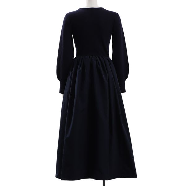 リブニットとギャザーフレアスカートのドッキングワンピース