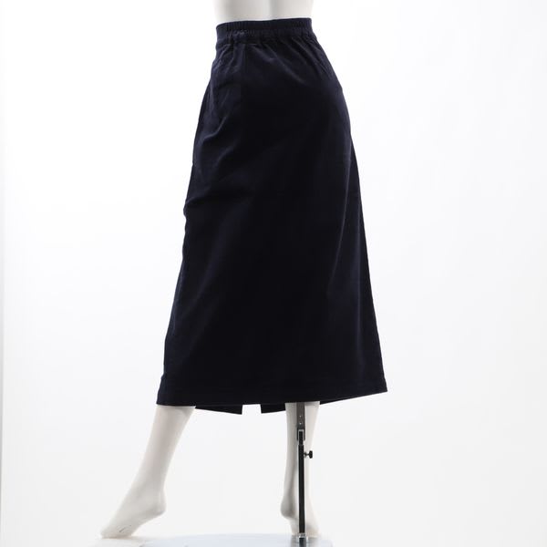 コーデュロイ素材タイトスカート