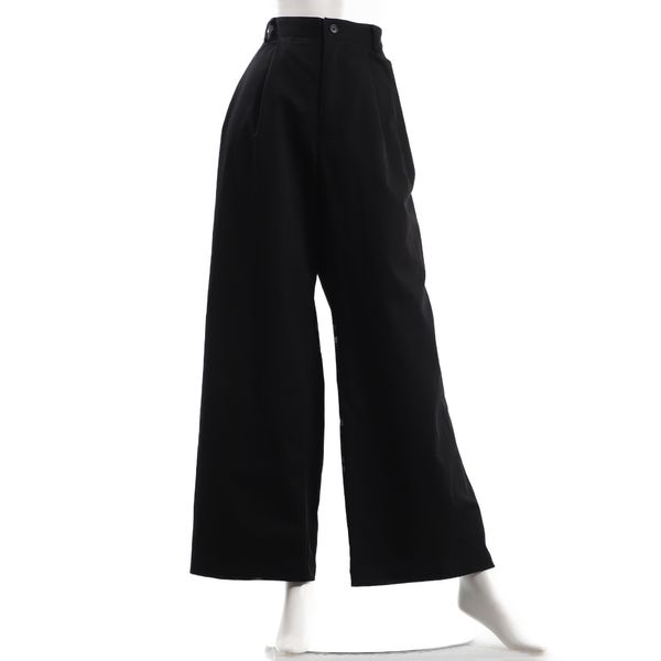 タック入りワイドパンツ