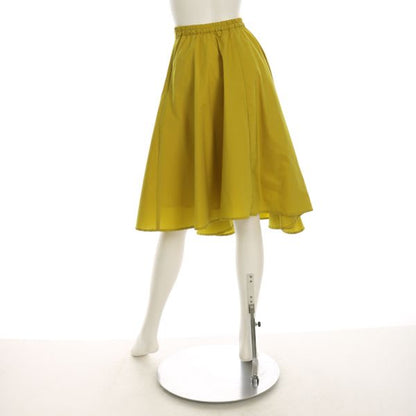 裾アシンメトリーフレアスカート