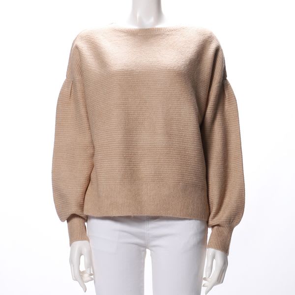 ふんわり袖ラウンドネックニット