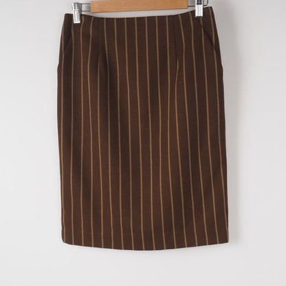 ストライプ柄タイトスカート