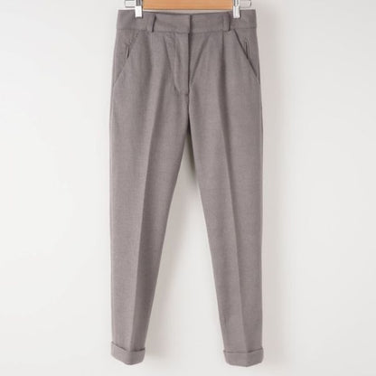 センタープレステーパードパンツ