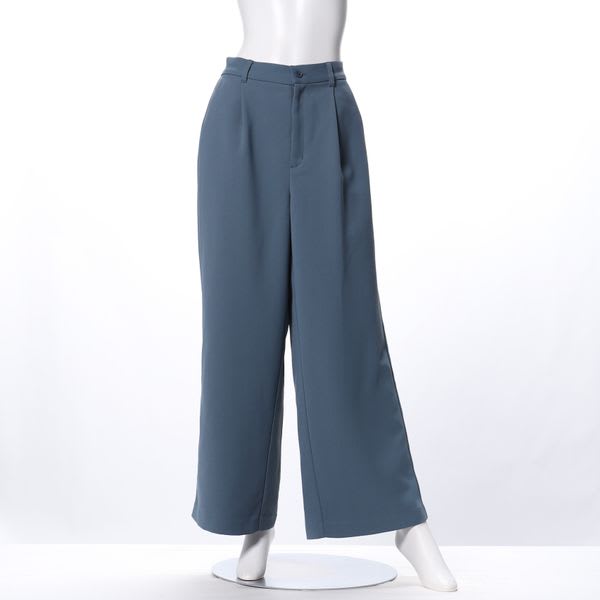 タック入りワイドパンツ