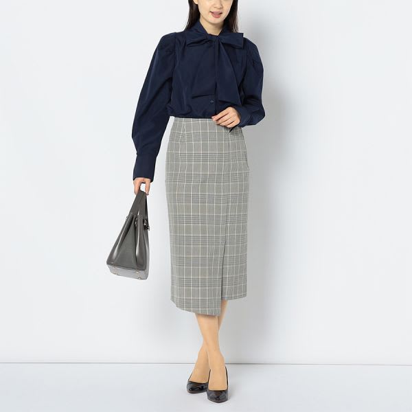 パフスリーブボウタイブラウス