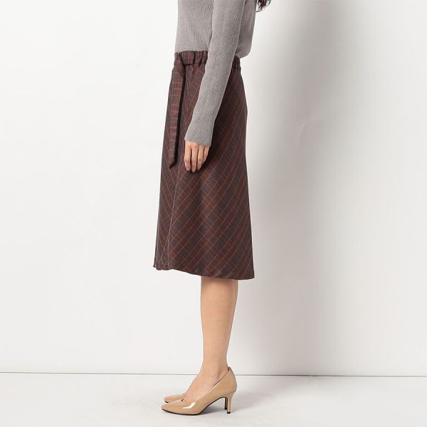 チェック柄ラップ風フレアスカート