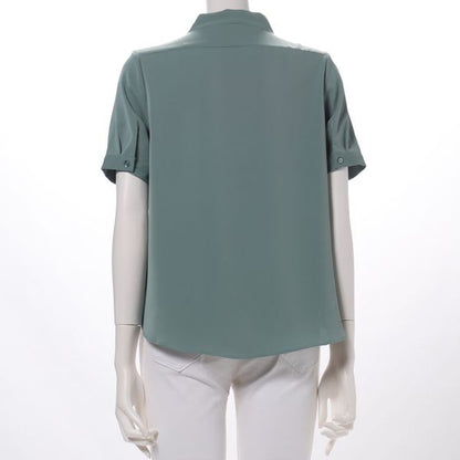 Vラインタックブラウス