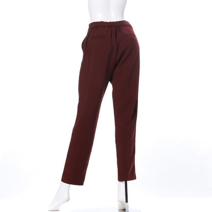 タック入りテーパードパンツ