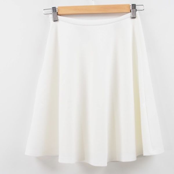 シンプルフレアスカート