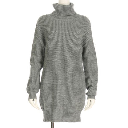 長め丈タートルネックニット