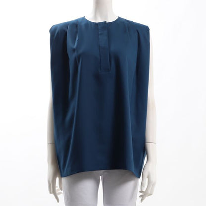 ショルダータックゆったりブラウス