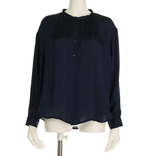 フロントボタンブラウス