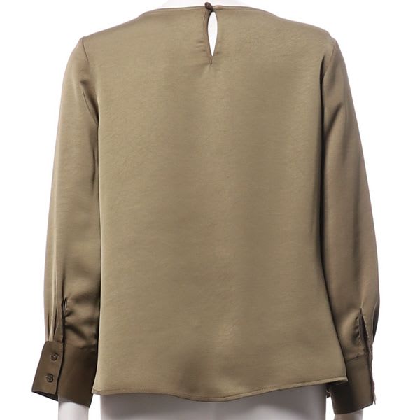 裾ツイストデザインとろみブラウス