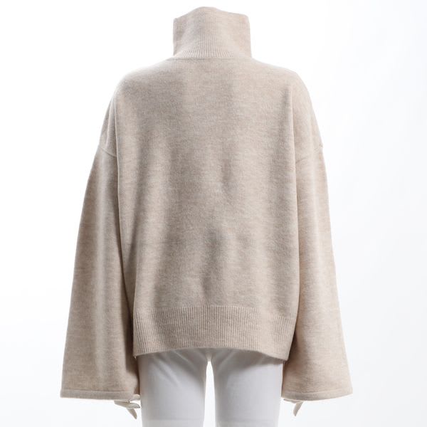 ドロップショルダーゆったりニット