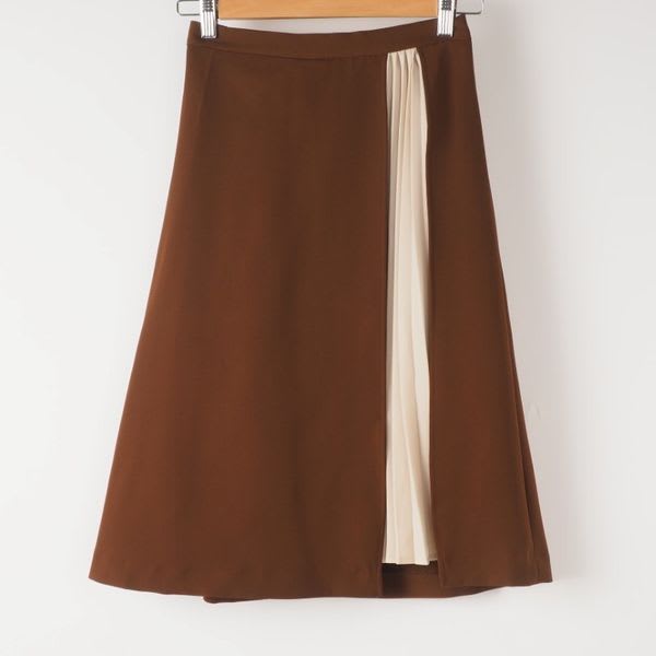 サイドプリーツフレアスカート