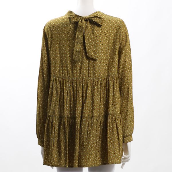 バックリボン総柄ブラウス