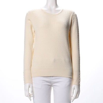 ケーブル袖ラウンドネックニット